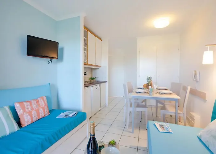 Cosy Au Coeur De Cap Esterel Avec Balcon Et Acces Piscines - Fr-1-504-678 Lägenhet